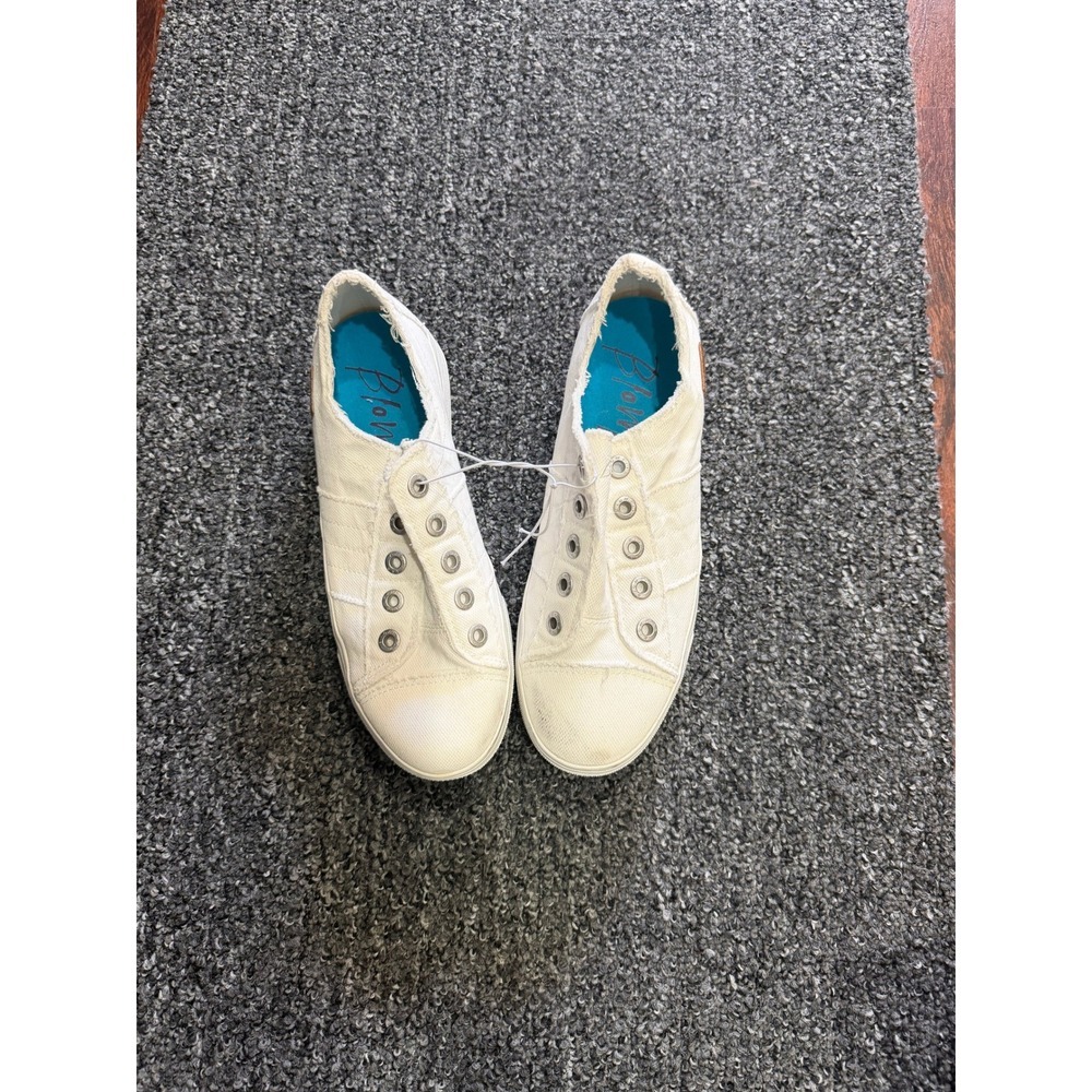 Blowfish Malibu Marley White Canvas Slip On Sneakers Distressed Laceless Shoes